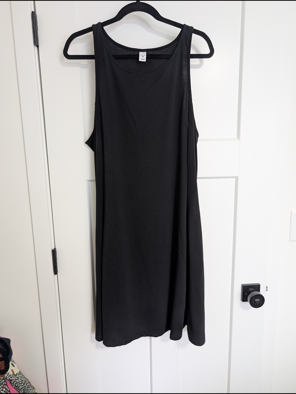 Old Navy Black Sleeveless Mini Shift Dress